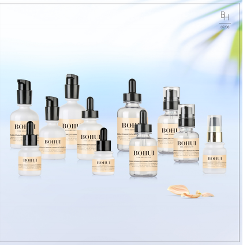 BOHUI clear and frosted bottles with black droppers, pumps, and sprays